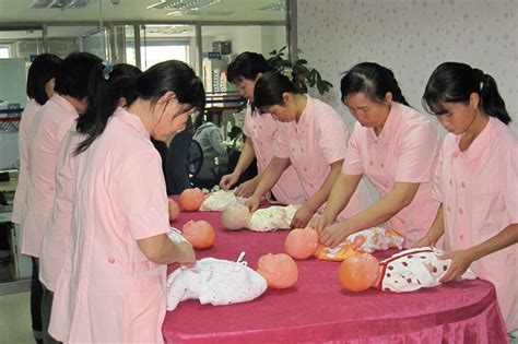 深圳月嫂服务公司